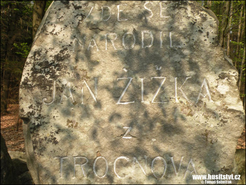 Trocnov – pamětní kámen připomínající místo narození Jana Žižky