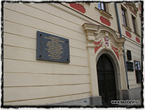Jihlava (nám. T. G. Masaryka) - pamětní deska k vyhlášení Jihlavských kompaktát
